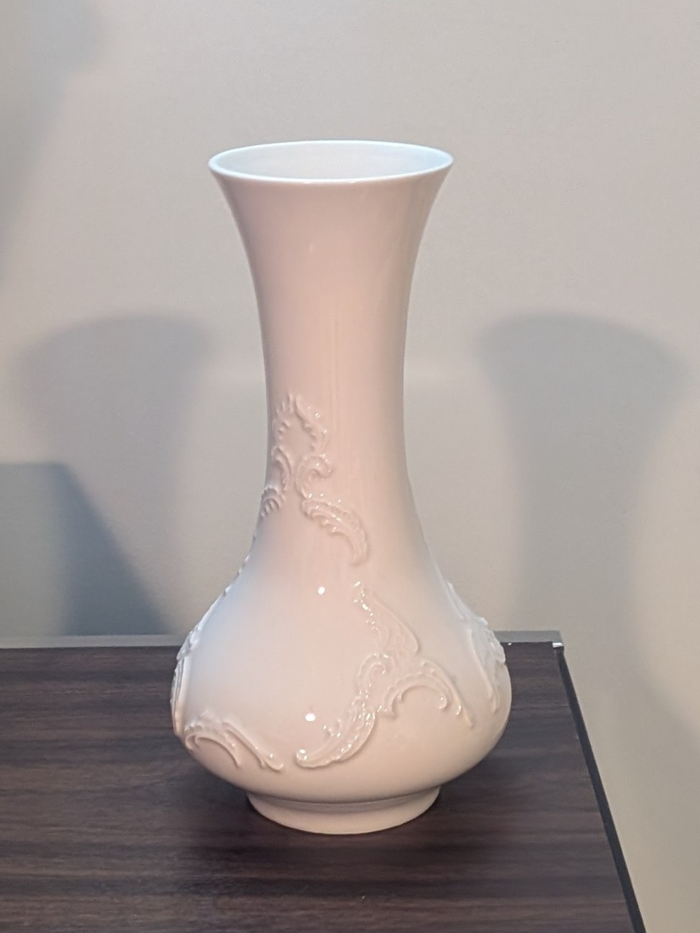 Vintage Royal Porzellan Bavaria KPM Berlin White Embossed Porcelain Vase 11.5 In